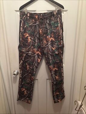 Men's Camouflage Cargo Pants - Brown/Green Realtree Style